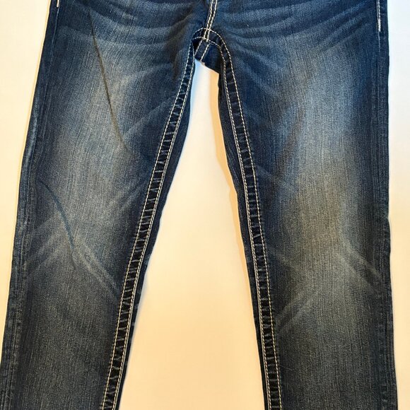 Women's Miss Me Jeans - Size 28 - Like New - $55 CAD - Picture 3 of 7